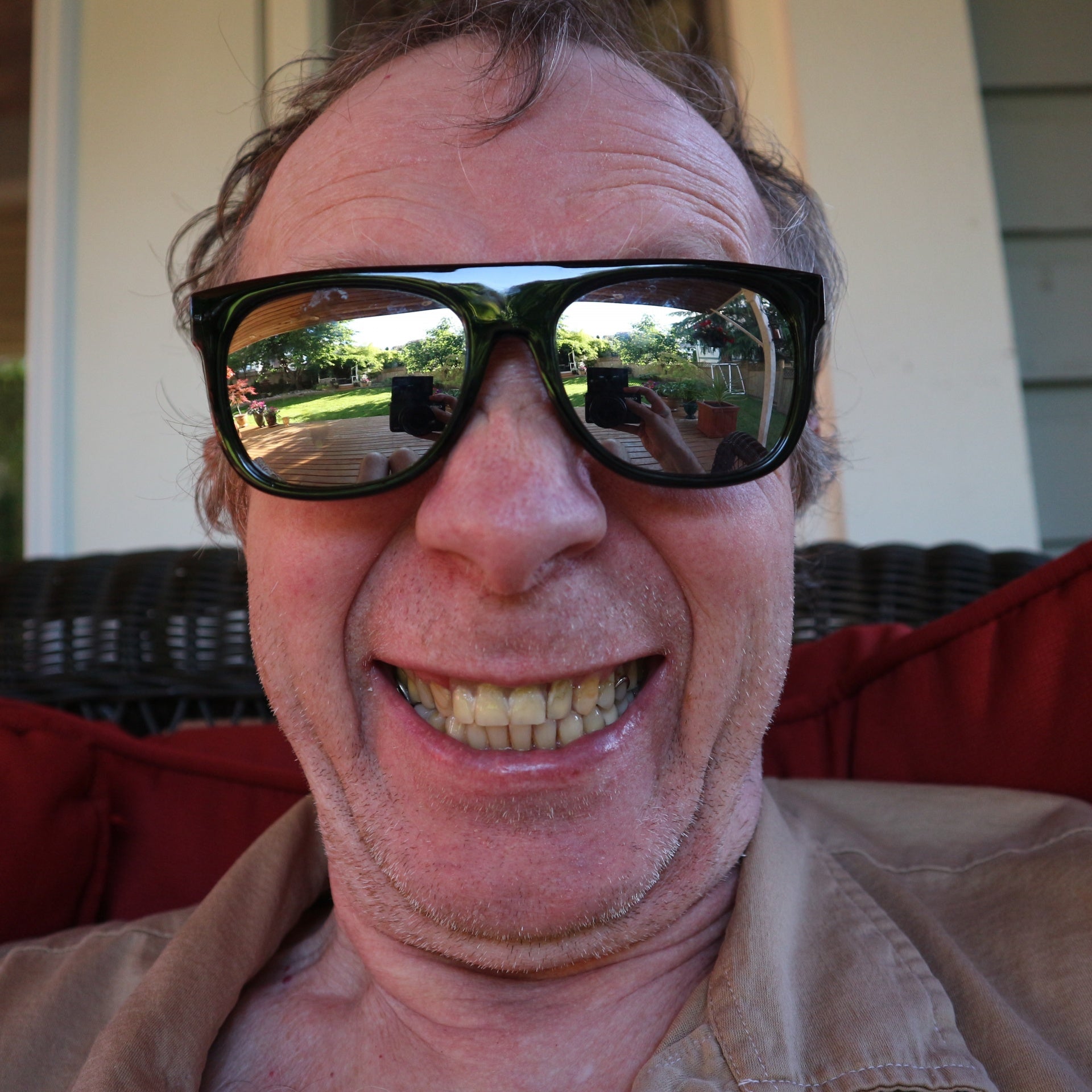 files/smiling-man.jpg